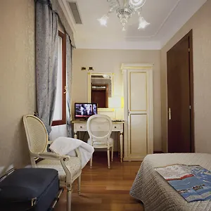 Ca' D'oro - Wenice Deep Culture Otel
