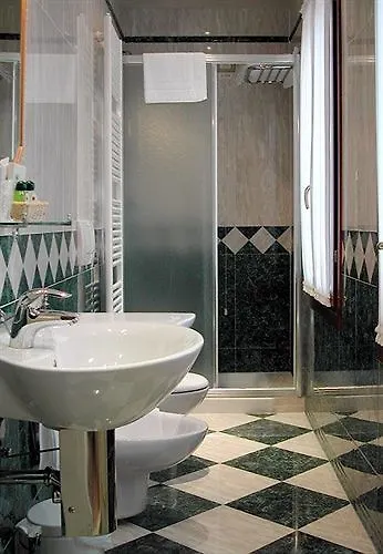 Hotel Ca' Dogaressa Venice 3*,