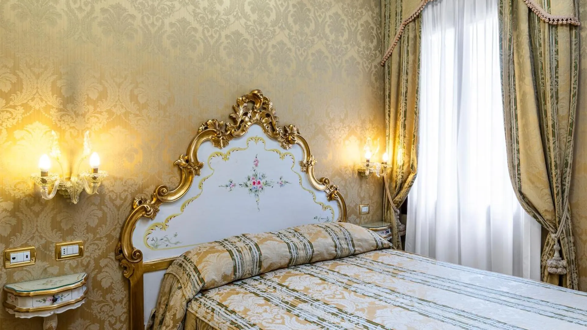 Hotel Ca' Dogaressa Venedik